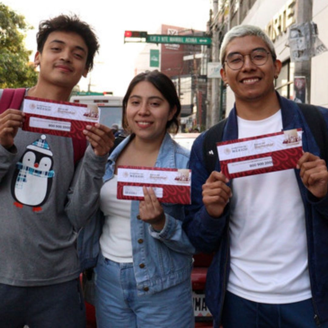Cuándo entregan tarjetas de Becas Benito Juárez 2024 así checas fechas en estatus