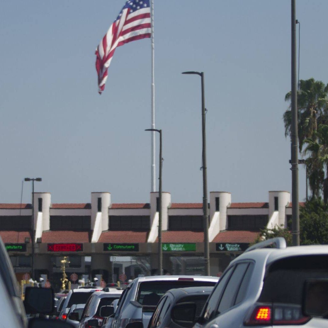 Fila en puentes internacionales