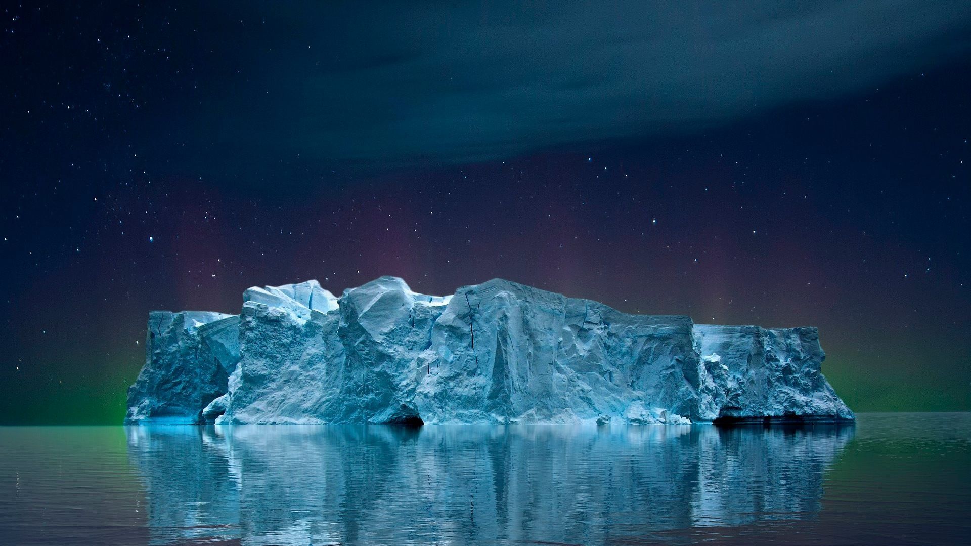 Cuánto mide y dónde está el iceberg a-23a, el más grande del mundo