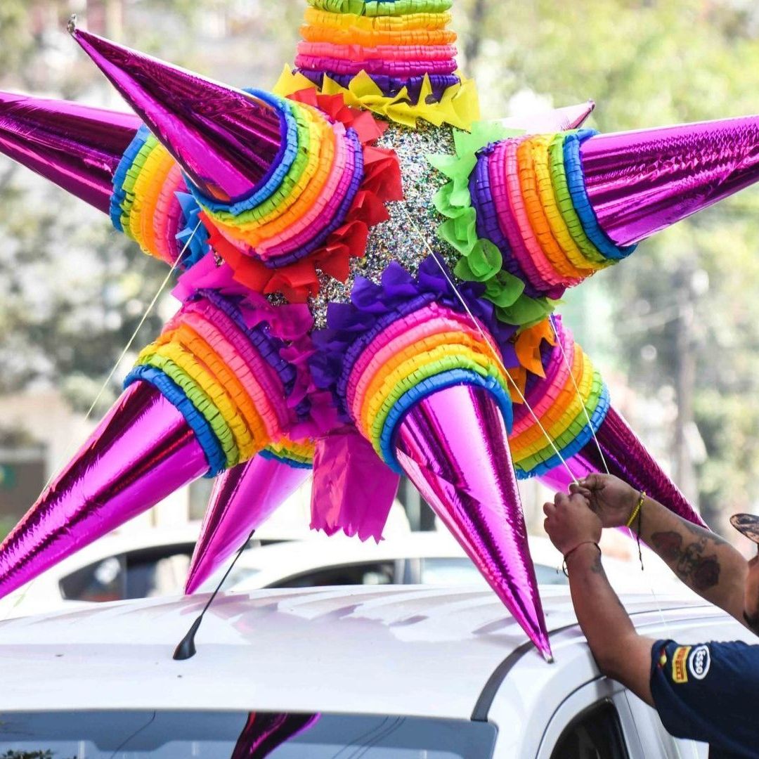 Música Navideña para tus Posadas 2024: 24 Mejores Canciones Según la IA para Estas Fiestas
