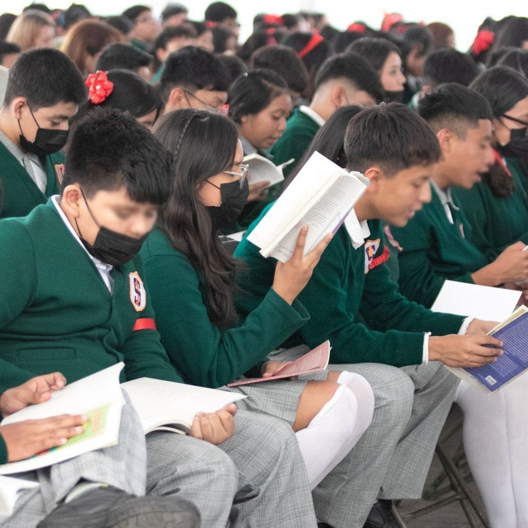 La Beca Rita Cetina tiene la etiqueta de 'universal', sin embargo hay algunos alumnos que no serán aceptados para recibir los 1,900 pesos mensuales