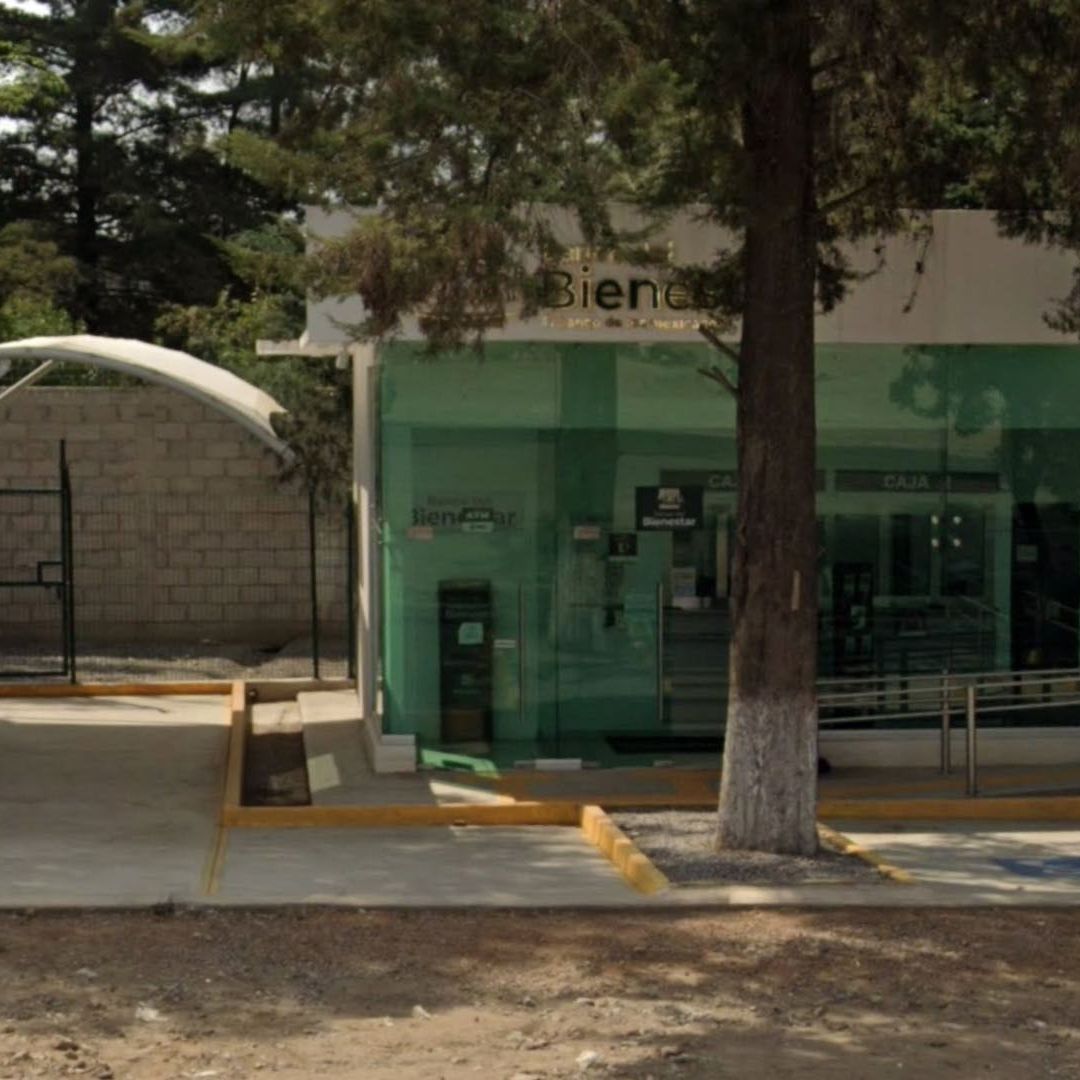 Delincuentes entraron a robar en el Banco Bienestar en la Junta Auxiliar La Resurrección de Puebla. Foto: Google Maps