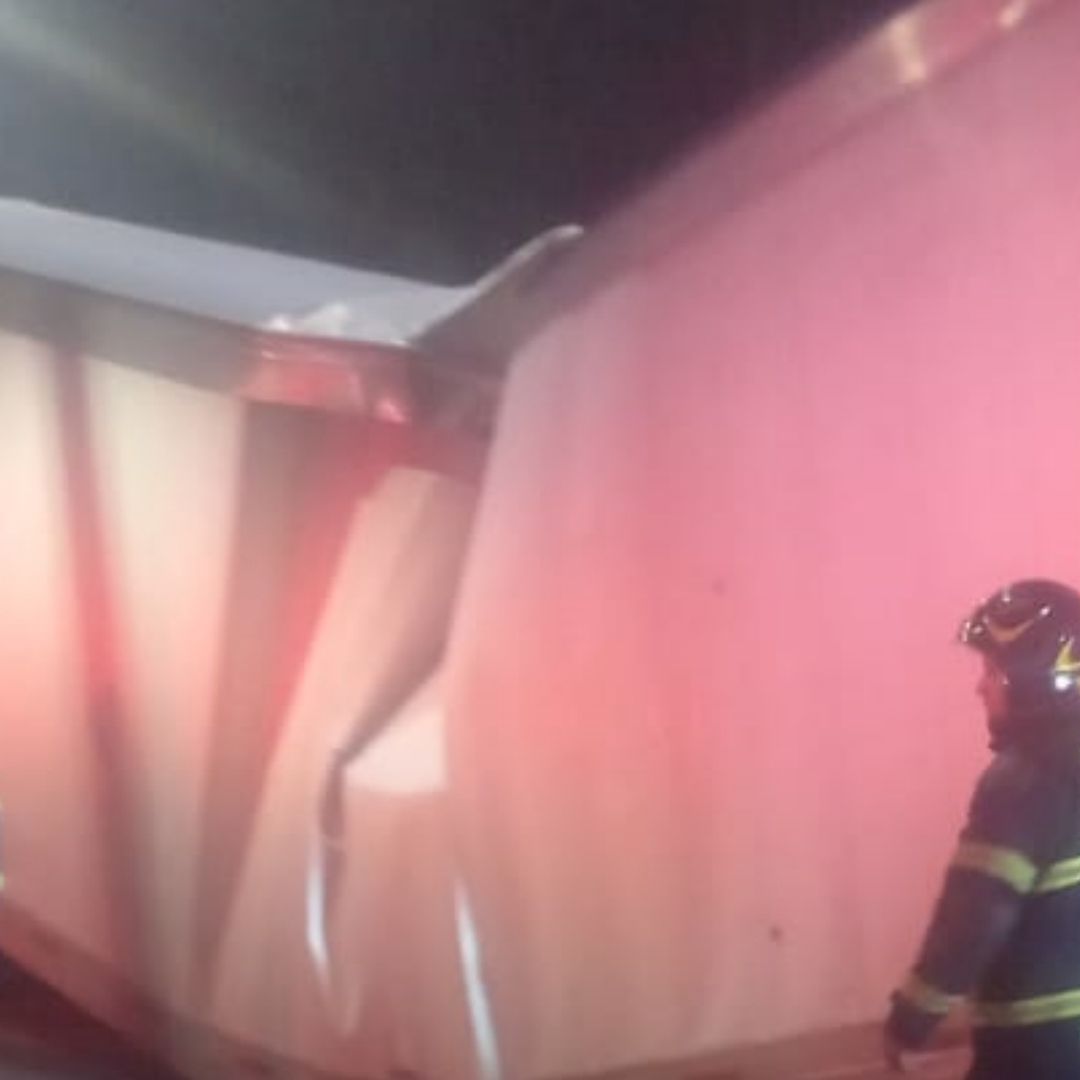 Se vence caja de tráiler en calzada Zaragoza