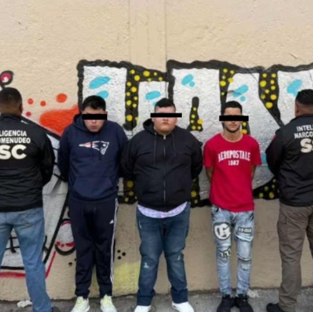 Can Tres Presuntos Miembros de 'La Unión Tepito' en la Merced, tras Enfrentamiento con Policías