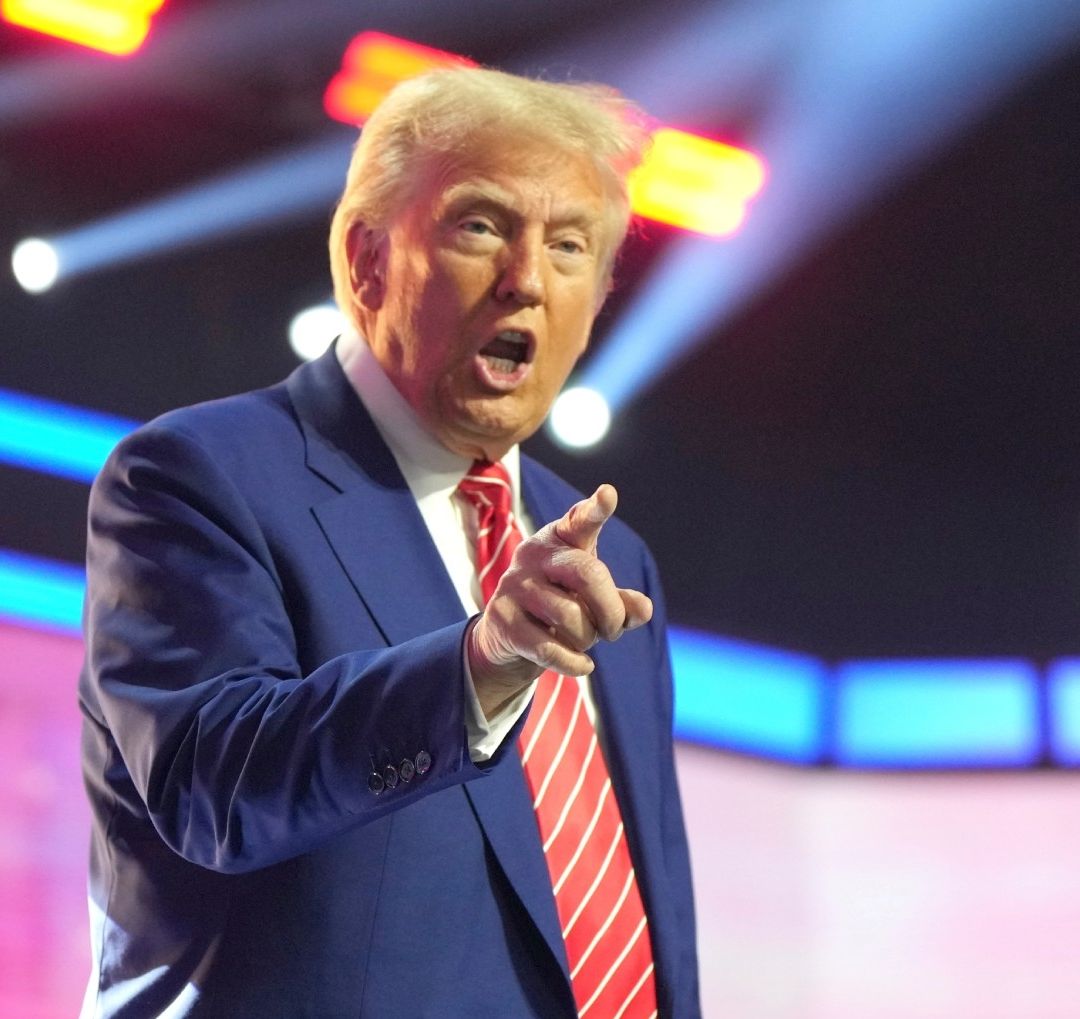 El equipo de Trump dijo que la medida de Biden de conmutar la pena a condenados a muerte era "abominable".