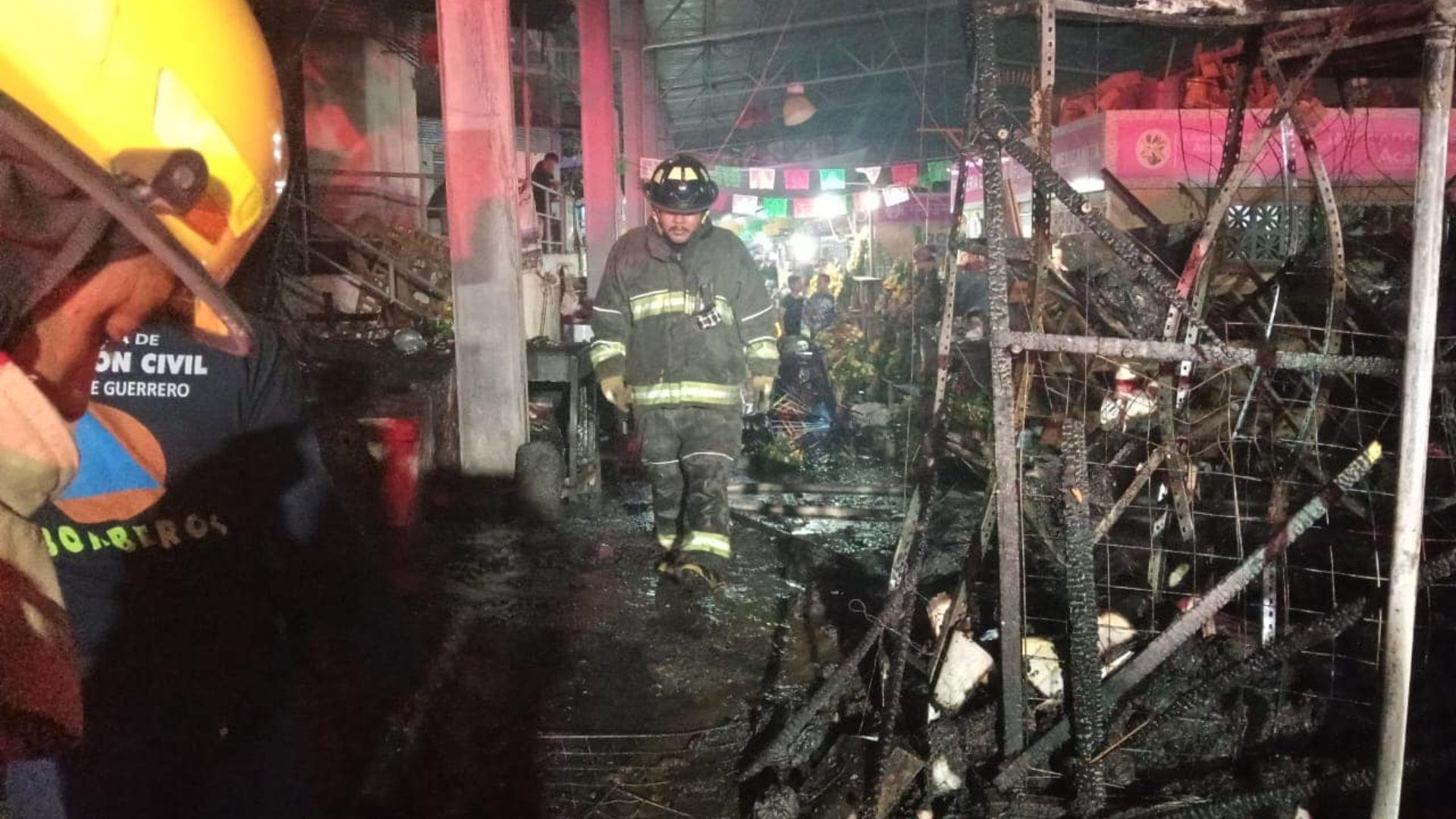 Incendio en Acapulco Hoy: Video del Momento en el Mercado Central en la Víspera de Navidad 2024