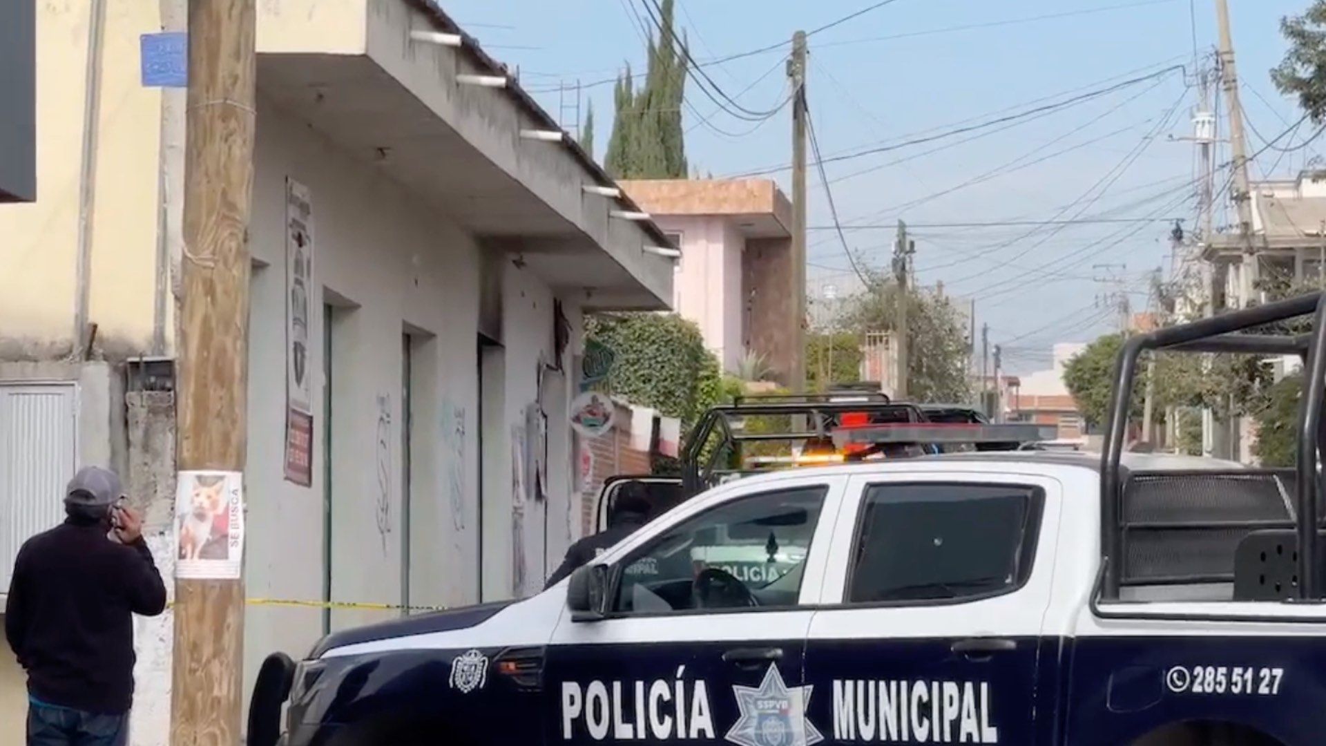 Hombre muere por el humo causado por el incendio en su vivienda en Puebla.