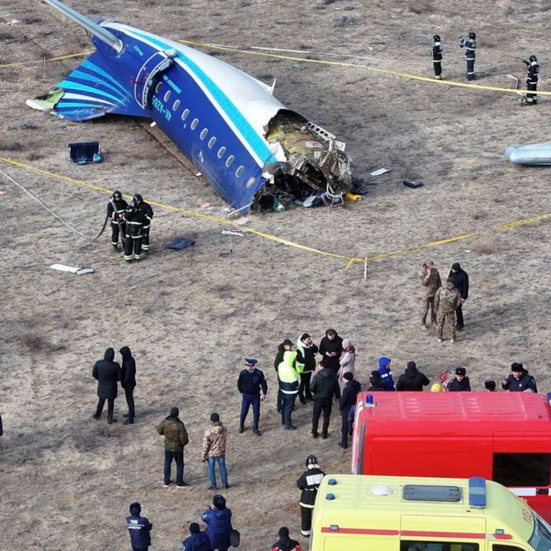 Rusia habría derribado avión de Azerbaijan Airlines