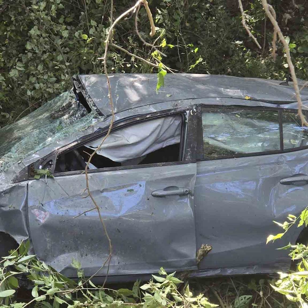 Conductor Sale Ileso tras Caer a Barranco en Carretera de Tamaulipas