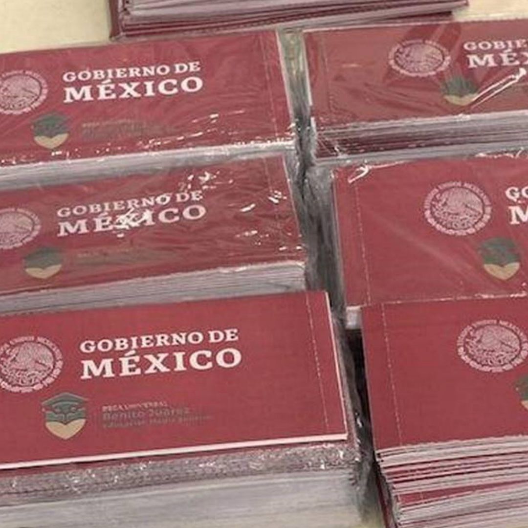 Cuándo es el pago de Becas Benito Juárez si no cayó pago en 2024 esto debes hacer en estatus