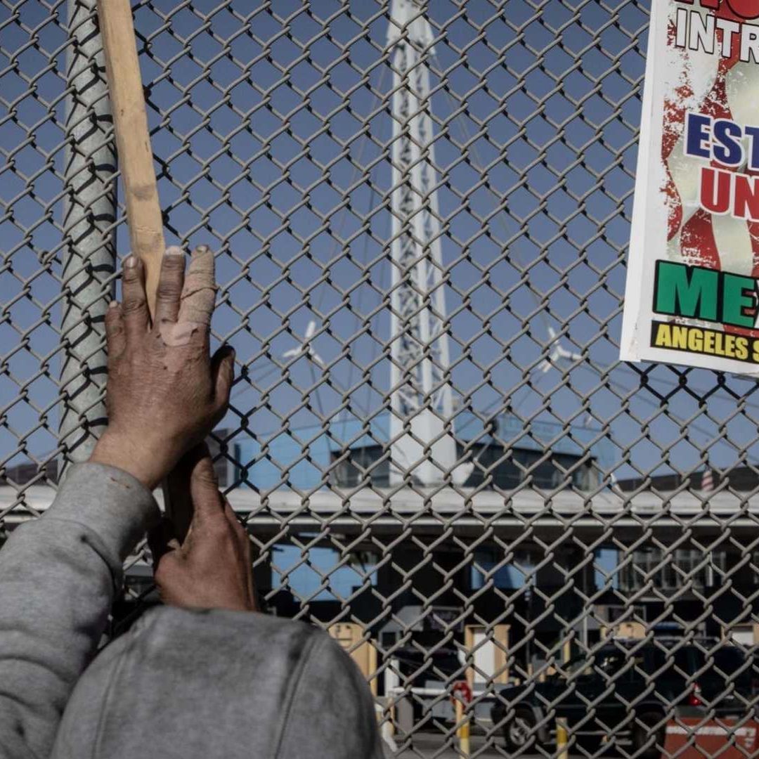 Migrantes temen deportaciones desde albergues de México