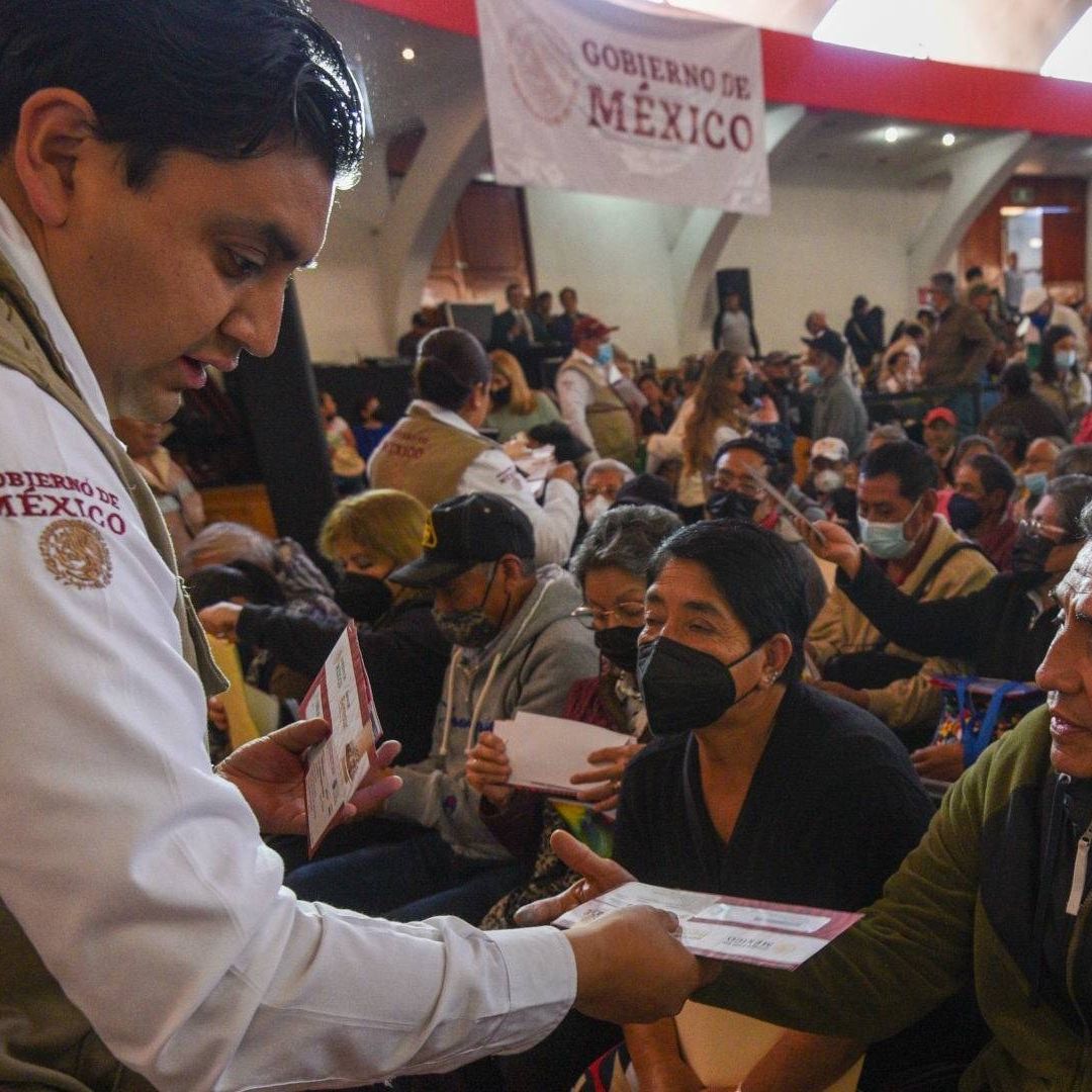 Ariadna Montiel Reyes dio a conocer cuándo se realizará la entrega de tarjetas a los nuevos beneficiarios de la Pensión Bienestar 65 años en 2025