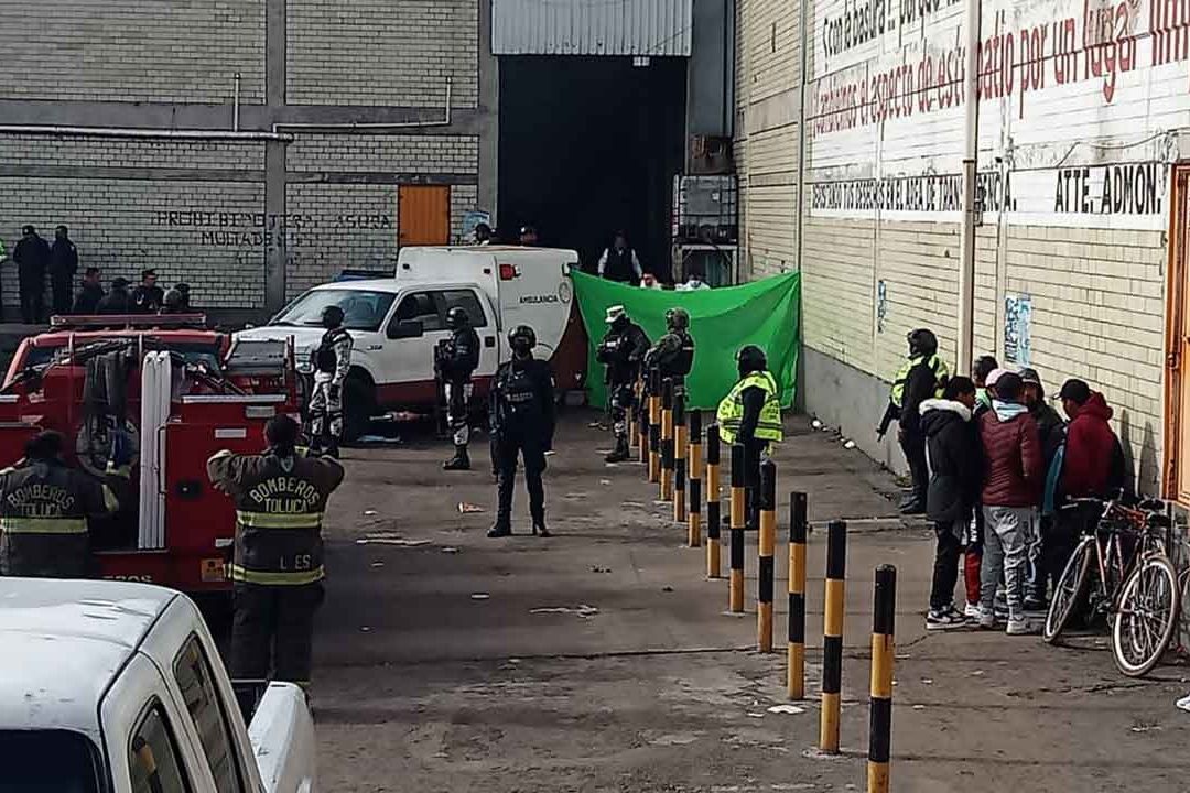 Incendio en Central de Abasto en Toluca , Edomex, deja 8 muertos