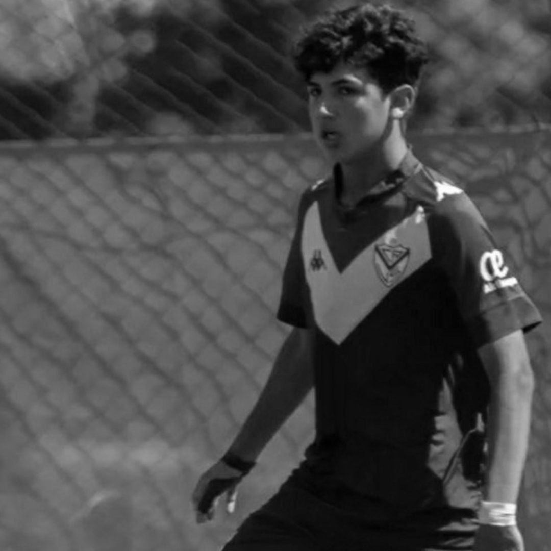 El primer equipo del Vélez lamentó la muerte de su juvenil. Foto: @Velez