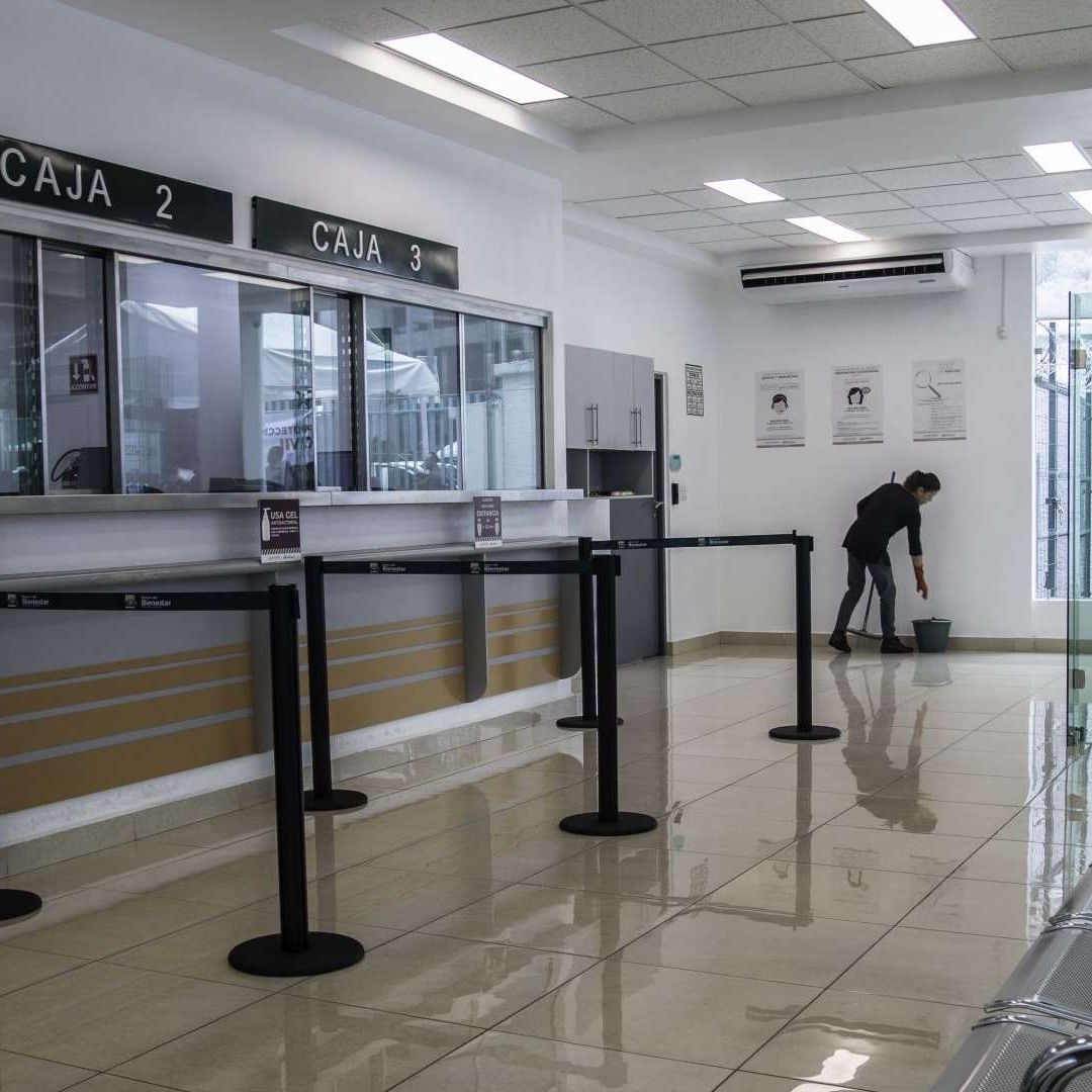Los beneficiarios de las Becas Benito Juárez deben acudir al Banco a retirar su dinero; esto te piden