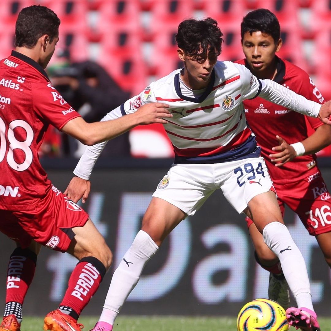 Se calentaron los ánimos al final del partido. Foto: Cantera rojiblanca