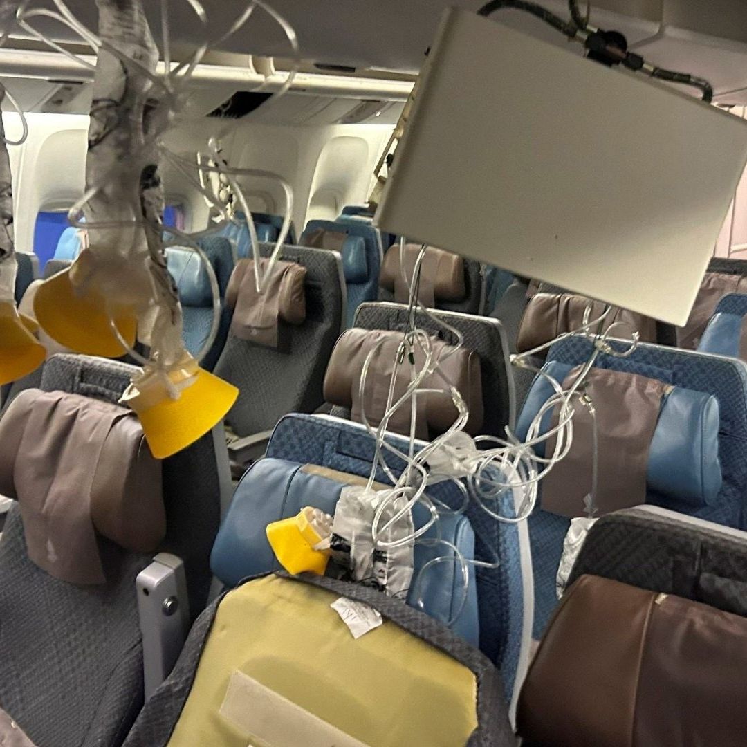 Fuertes Turbulencias Dejan Un Muerto y 30 Heridos: Video Muestra Momento Dentro del Avión