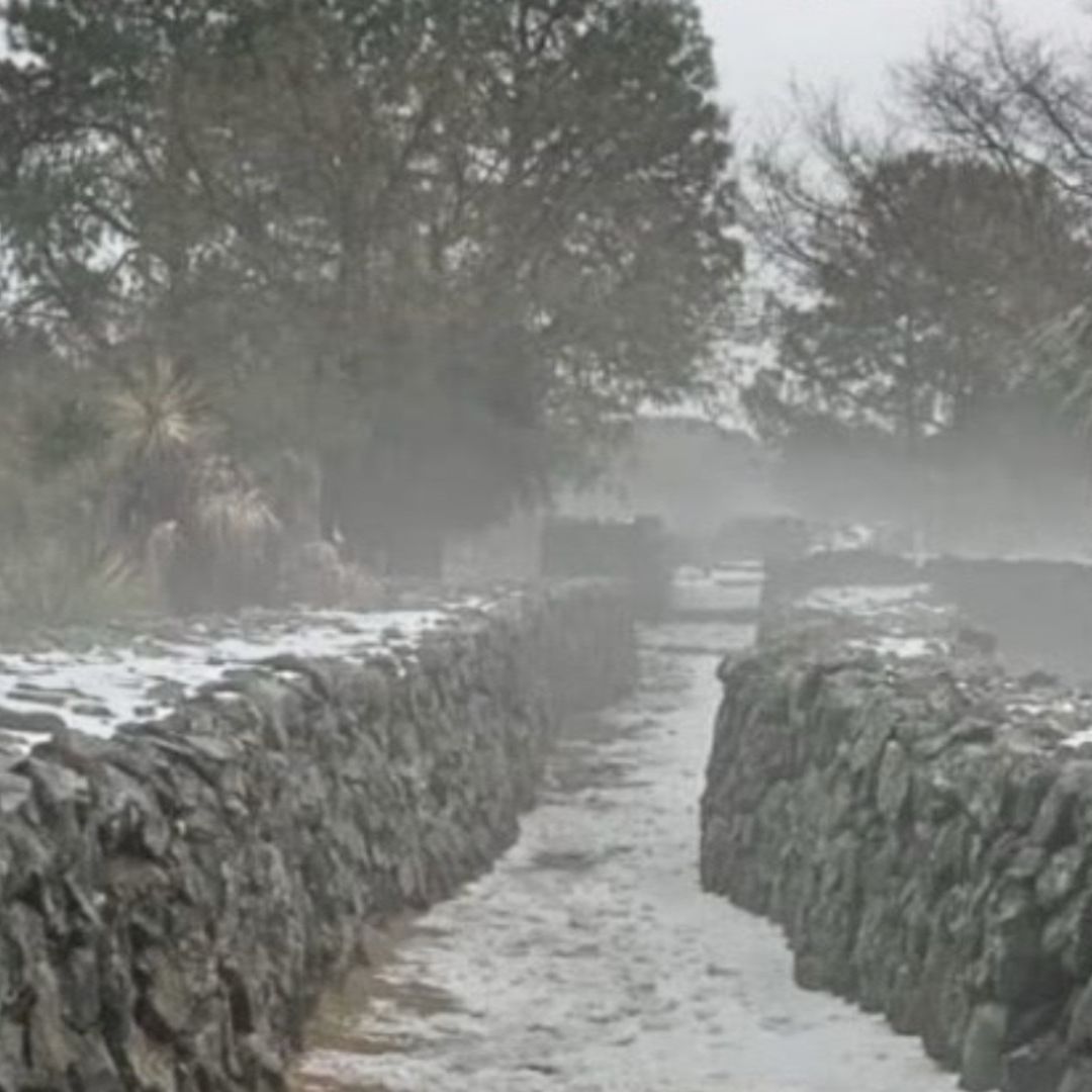 Granizada sobre Zona Arqueológica de Cantona Ubicada en Tepeyahualco Puebla