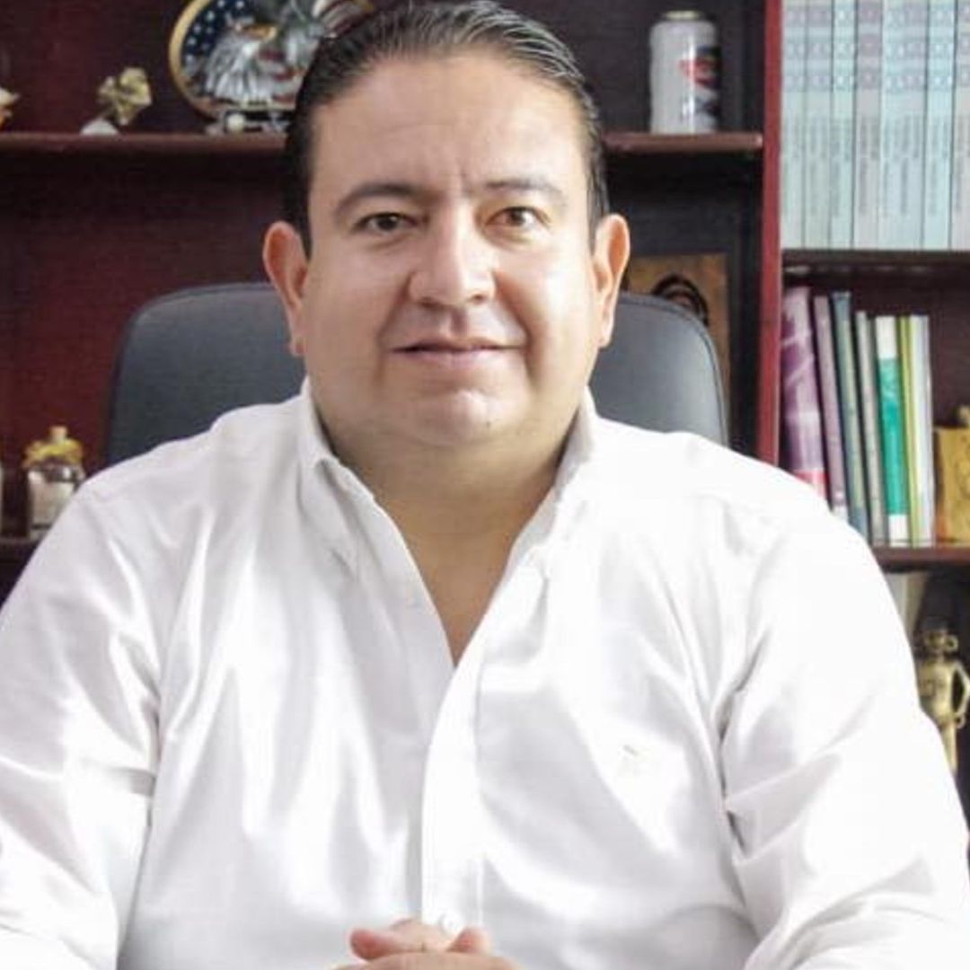 El alcalde de Autlán fue captado presuntamente agrediendo a jugadores de futbol