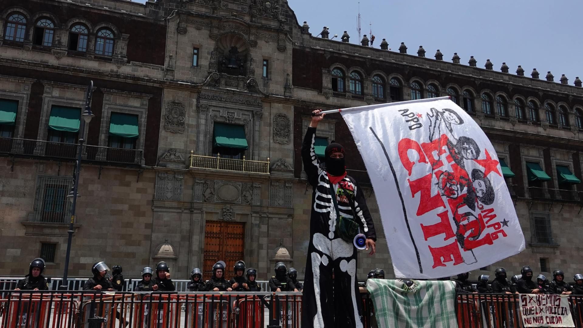 CNTE Alista Marcha y Plantón en el Zócalo: Rutas Afectadas y Alternativas Viales.