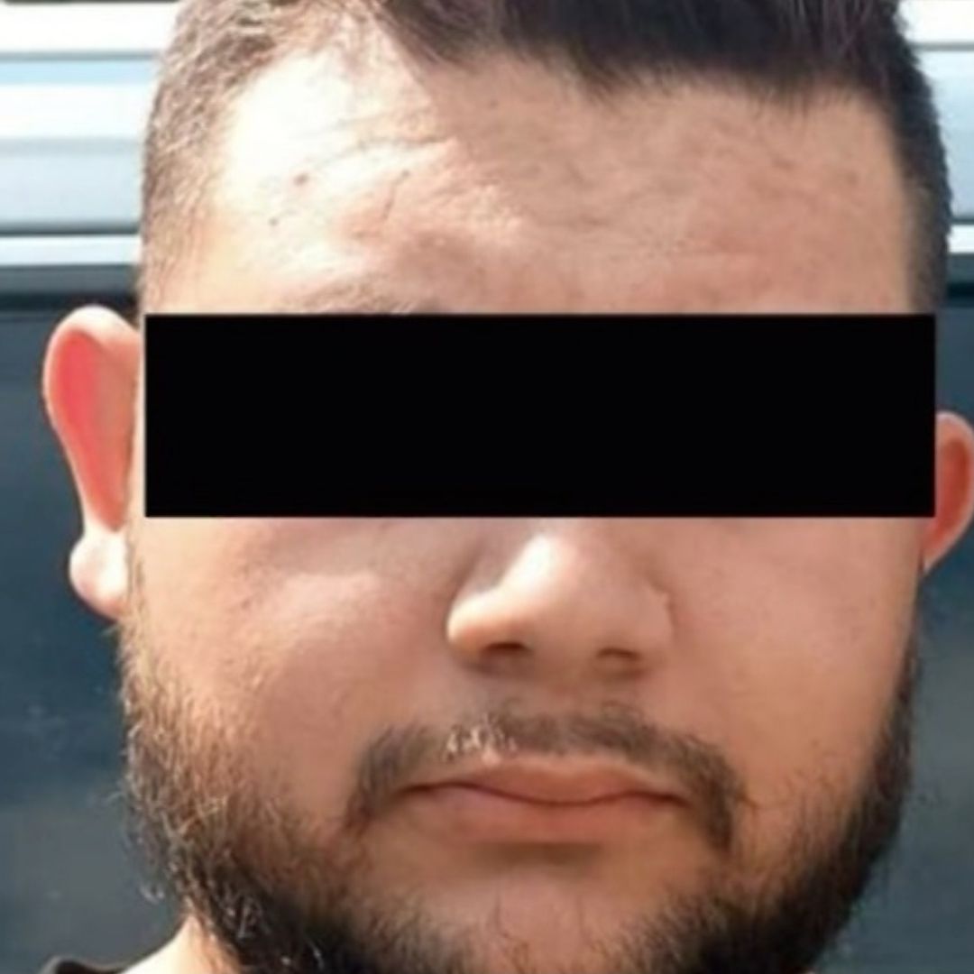 Detienen a hombre que trasladó a la pareja de El Mencho.