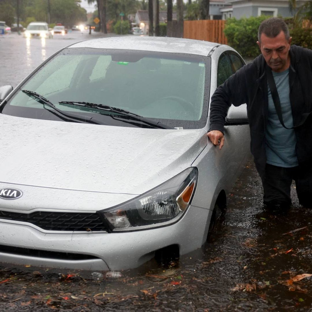 Se registran severas inundaciones en Florida, Estados Unidos