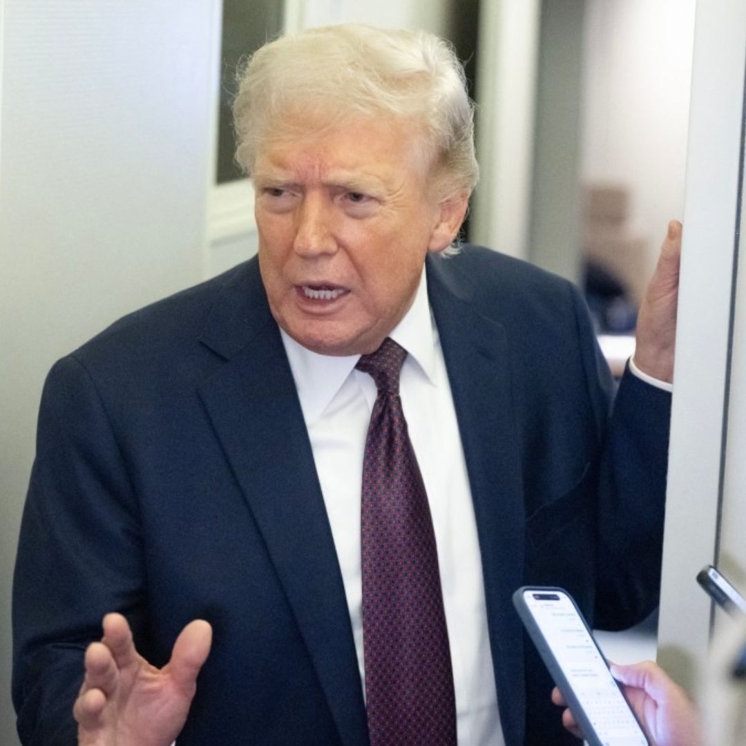 Trump Califica de "Inepta y Vergonzosa" a Corte de Estados Unidos y la Acusa de Saquear al País.