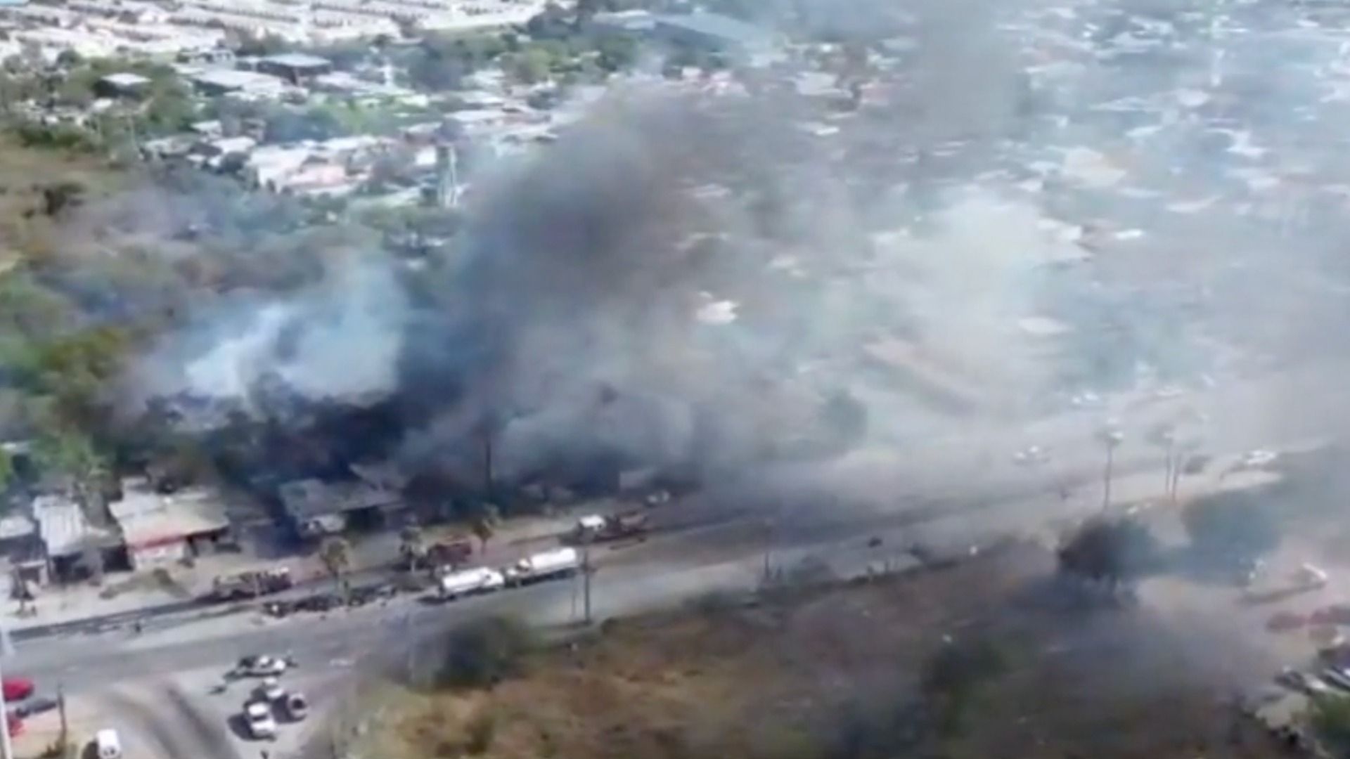 Incendio en colonia América Unida en Juárez