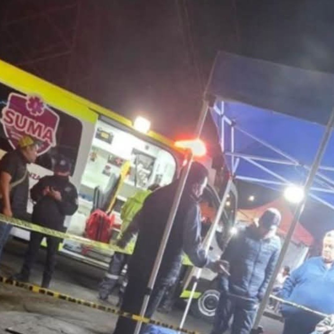 Hombre Mayor Muerto en Puesto de Pan de Fiesta frente Clínica 55 IMSS en Amalucan Puebla