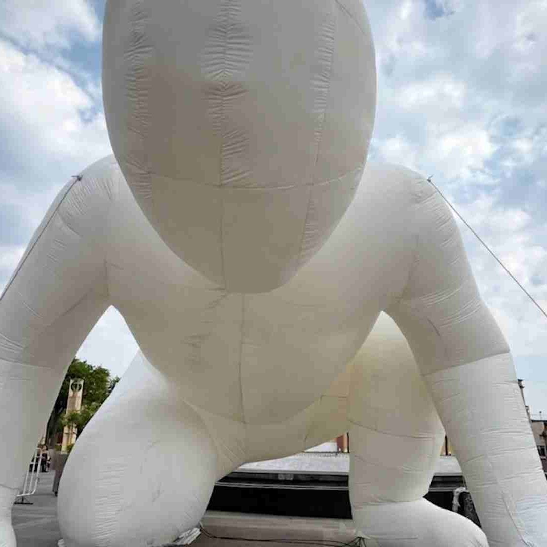 Arte Inflable Llega al Centro Histórico con “HUMANOIDES”
