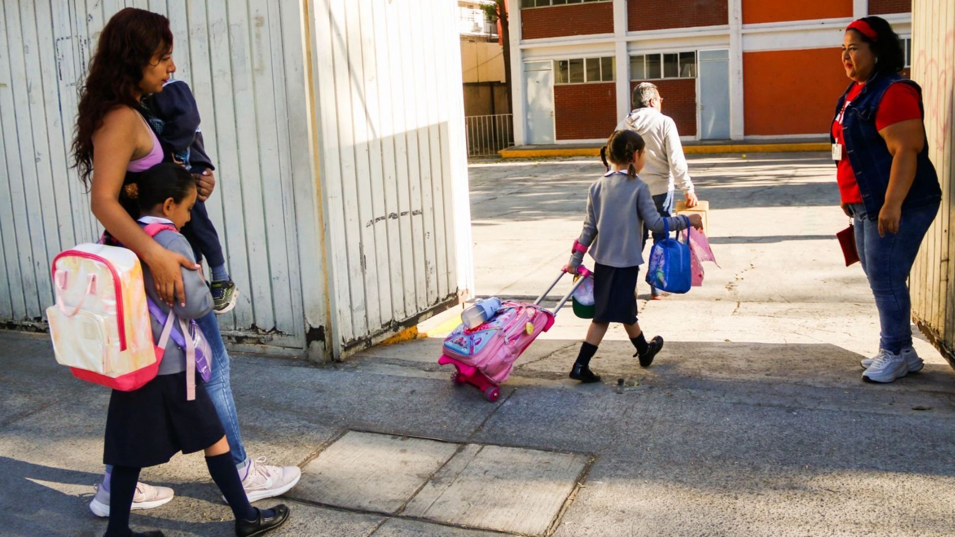 Nueva beca para alumnos de 3 a 25 años fecha de registro 2026 y requisitos para cobrar el apoyo de 4 mil pesos