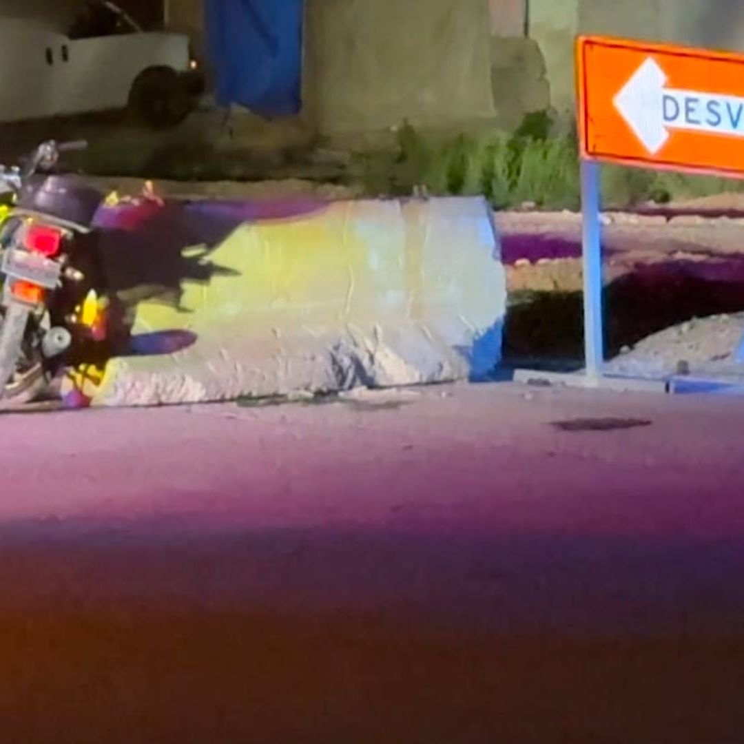 Paramédicos Trasladaron al Motociclista a un Hospital