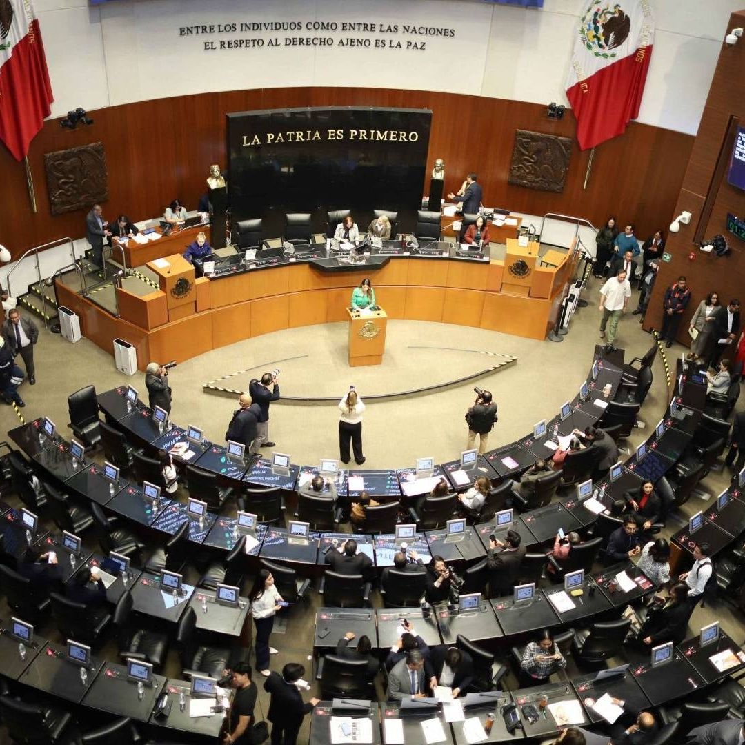 Pagar a Una Mujer Un Salario Menor Que a Un Hombre en el Mismo Empleo Es Violencia Laboral