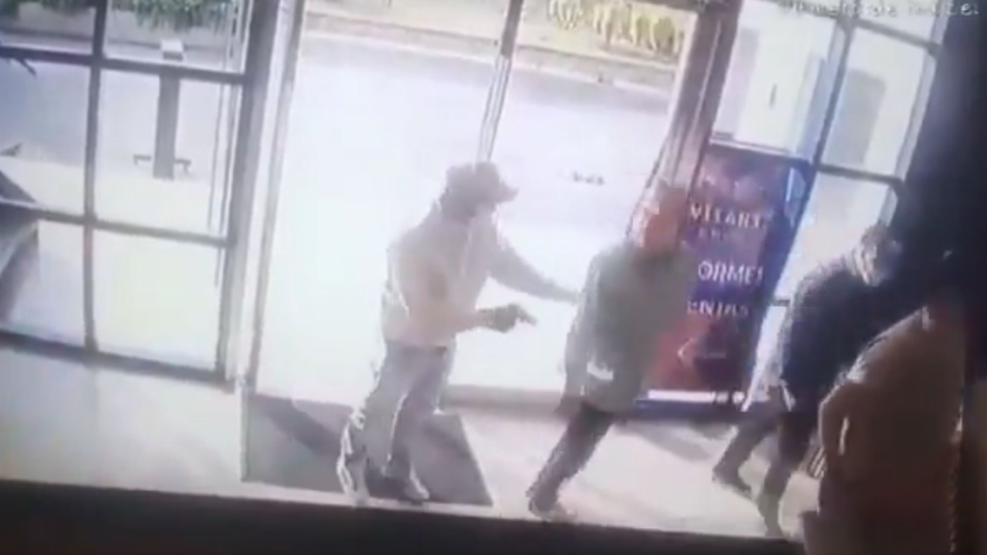 Asaltan Hombres Armados en Complejo Residencial de Lomas de Santa Fe, CDMX.