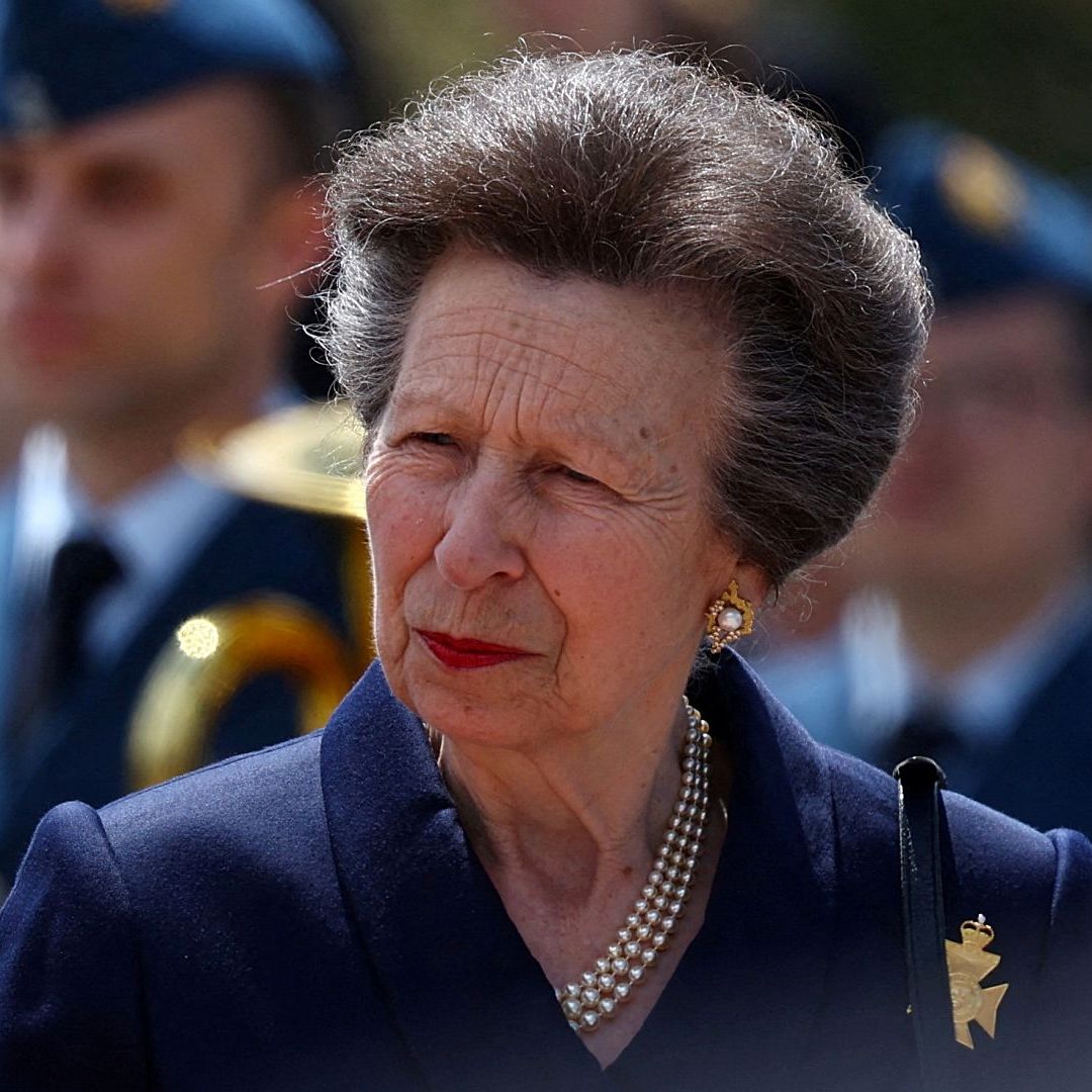 Hospitalizan a la Princesa Ana con Heridas en la Cabeza; Palacio de Buckingham Explica Accidente