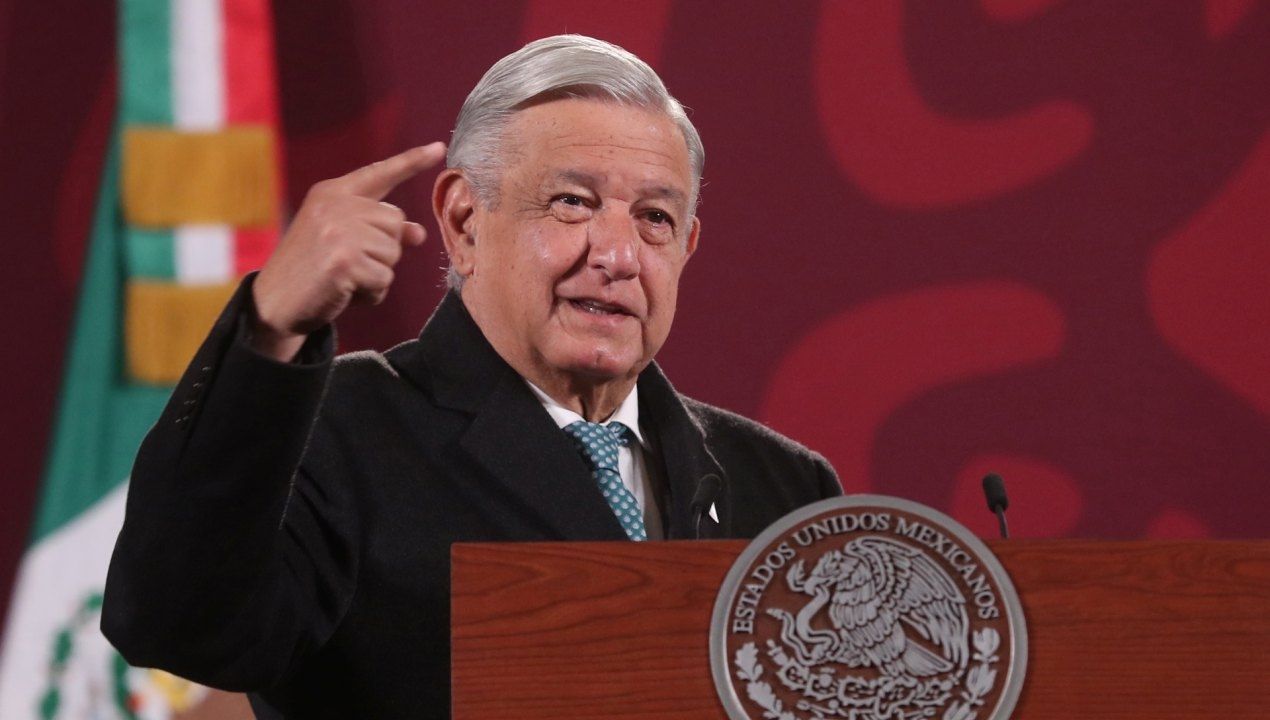 El presidente Andrés Manuel López Obrador presenta su mañanera desde Tabasco