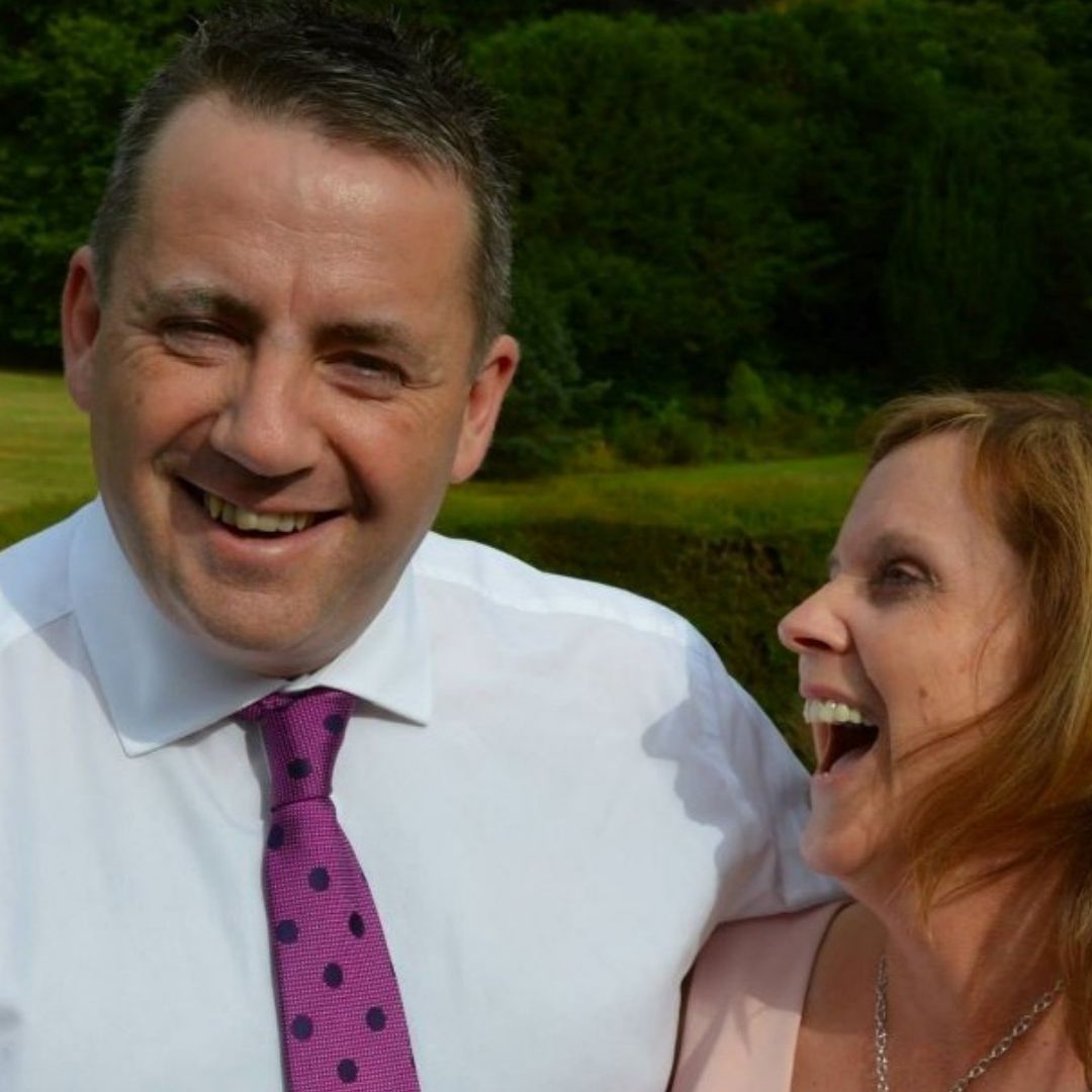 Asesinan a familia del presentador John Hunt, de la BBC