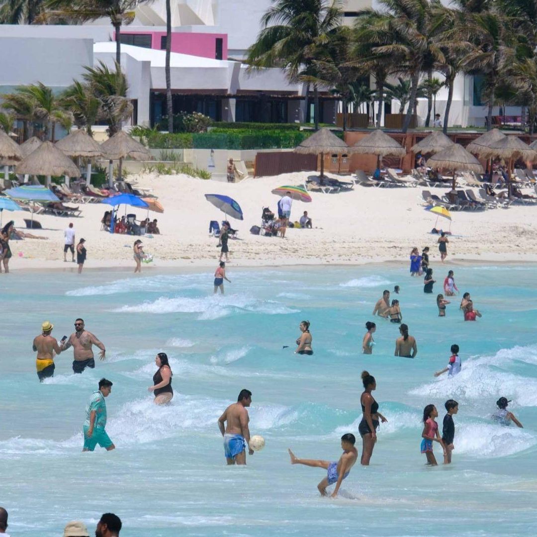Cofepris certifica playas en México para uso recreativo.