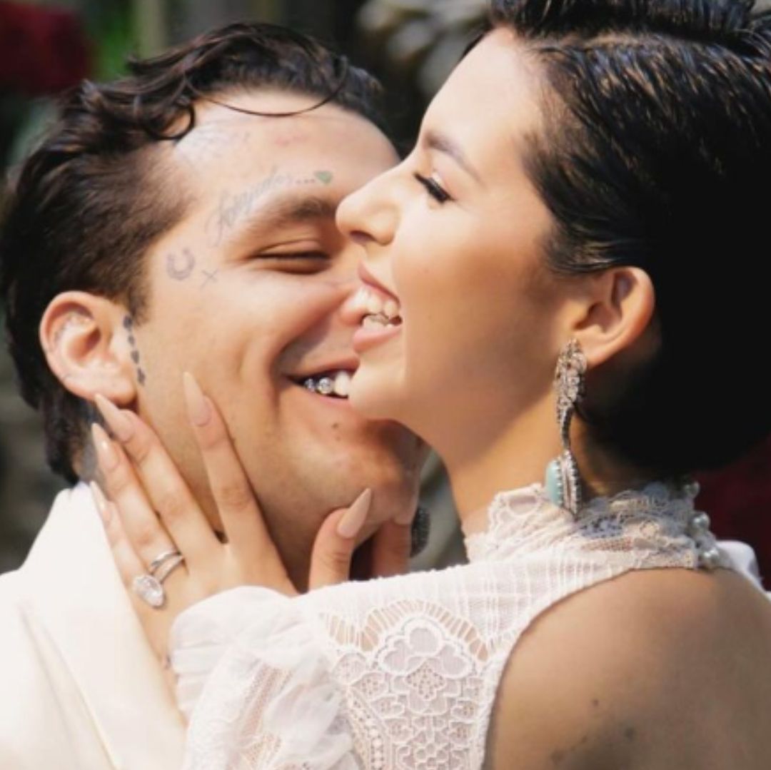 Christian Nodal Presenta Por Primera Vez a Angela Aguilar como su "Señora Esposa" en Mazatlán