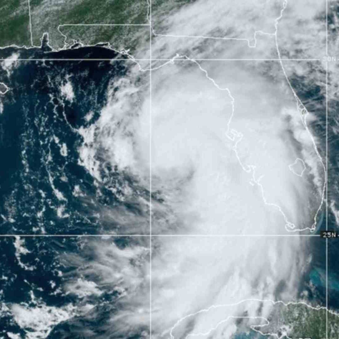 Tormenta Tropical Debby Se Fortalece y Se Dirige a Florida; Biden Declara Emergencia