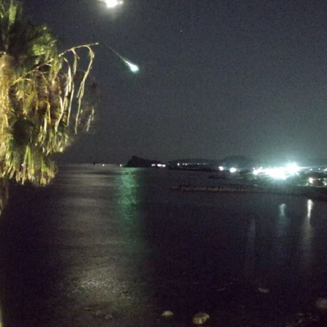 Captan meteorito en el cielo de Japón