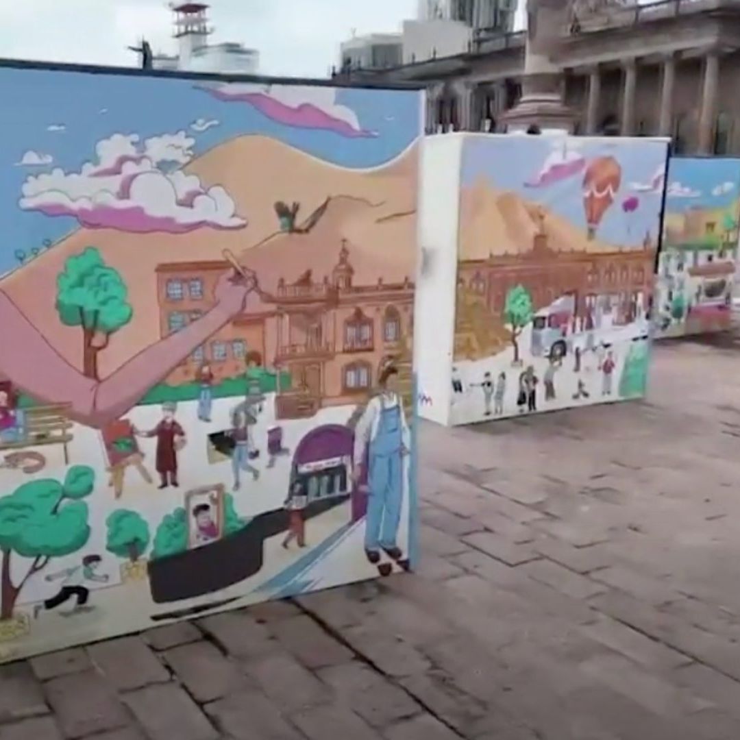 Murales y adornos mexicanos en Marcoplaza
