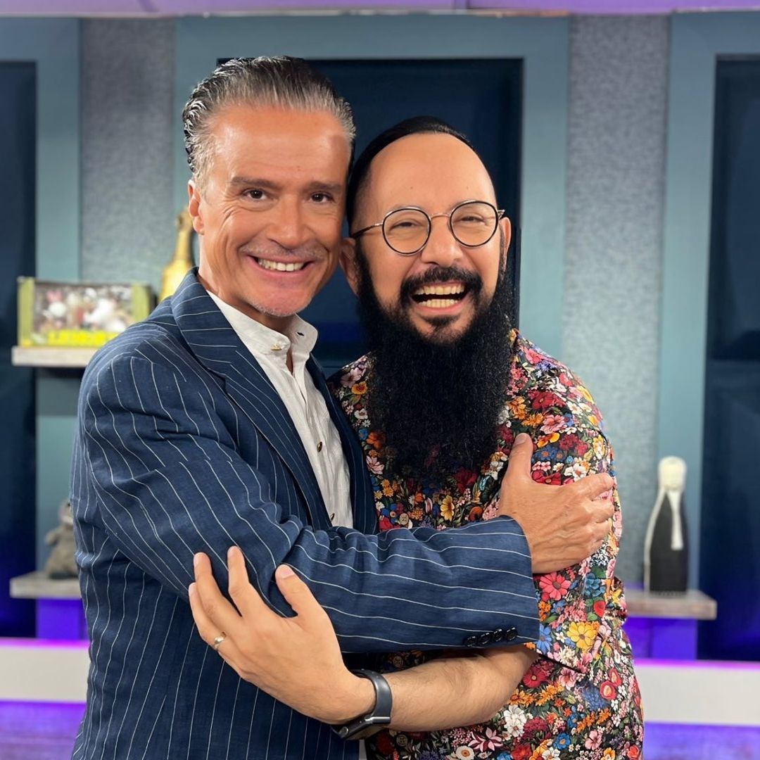 El actor René Casados charla con Álvaro Cueva en La Cueva de Álvaro