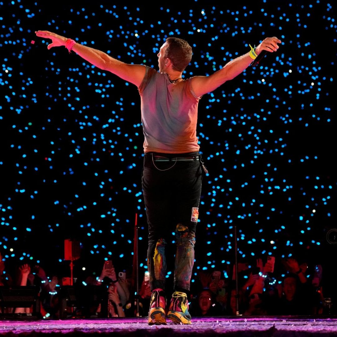 Coldplay llega al cine por nuevo álbum, Moon Music