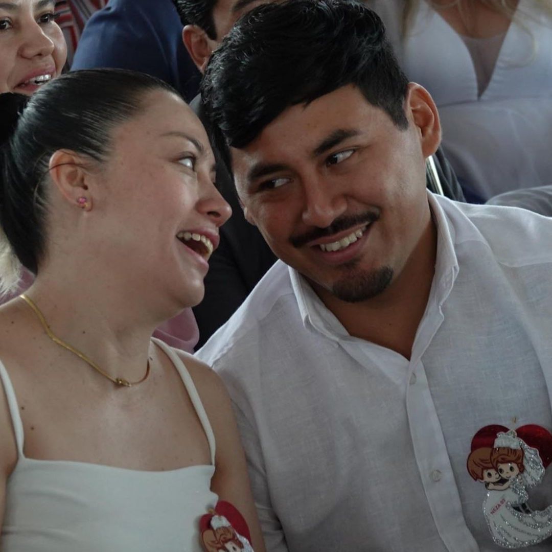 Pareja durante boda colectiva en Nezahualcóyotl, el 24 de febrero de 2024
