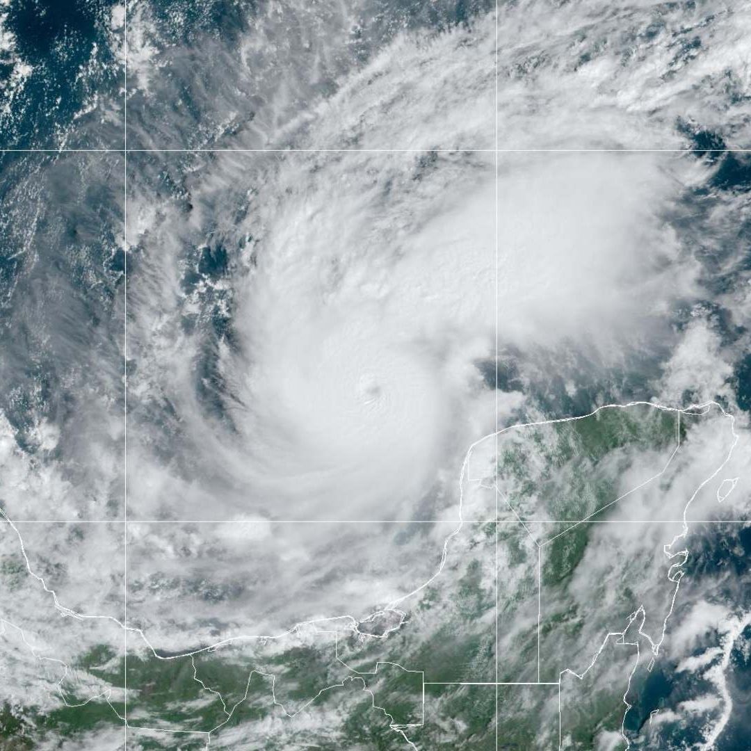 Alerta en Yucatán por intensificación del huracán Milton