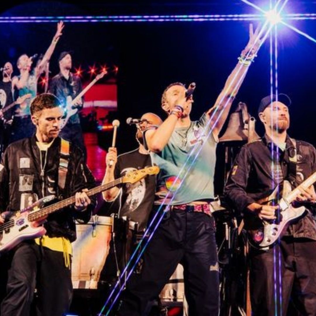 Coldplay da crédito en canción One World