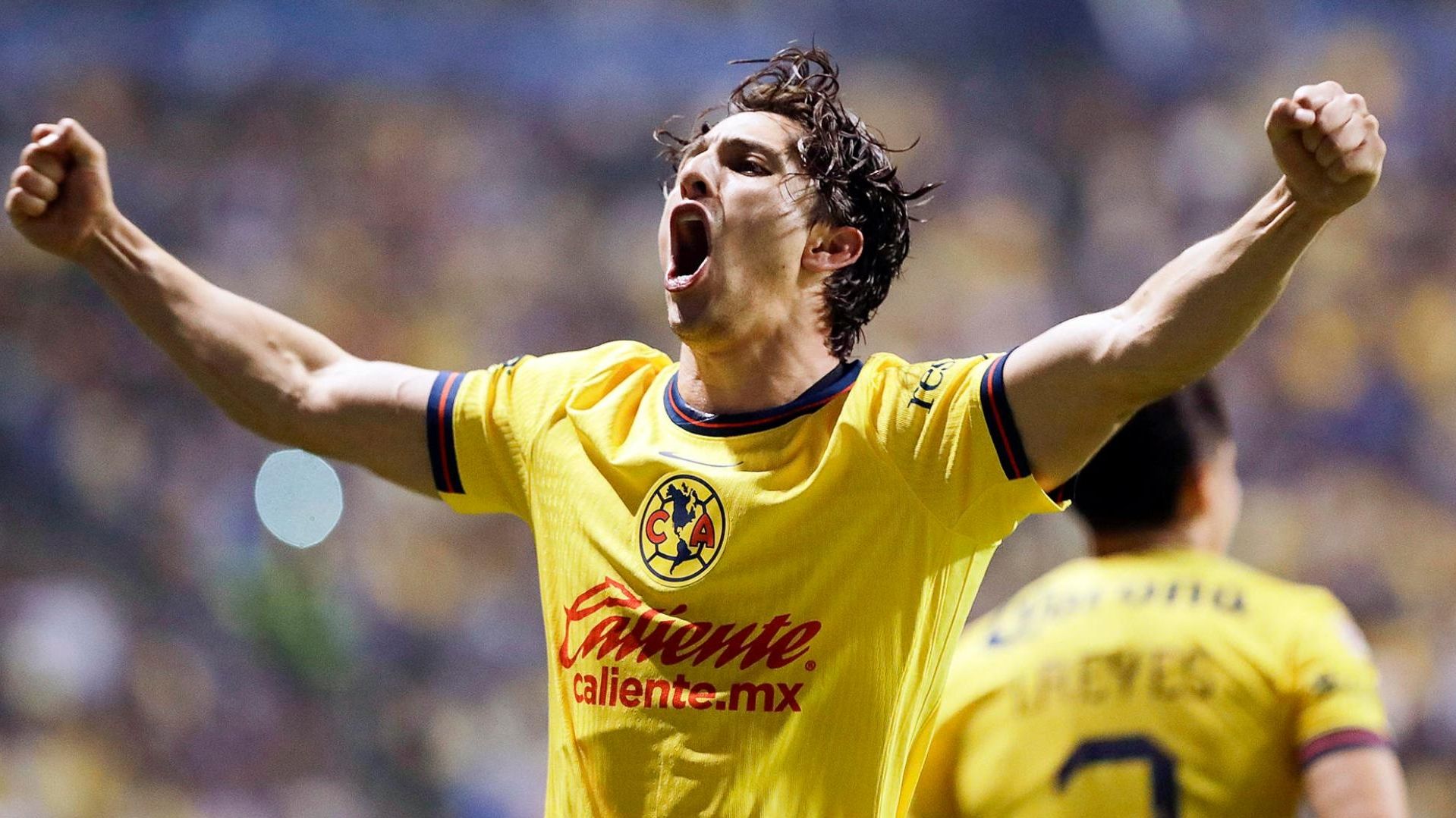 Alan Cervantes le dio el triunfo al América sobre Tuzos con un golazo. Foto EFE