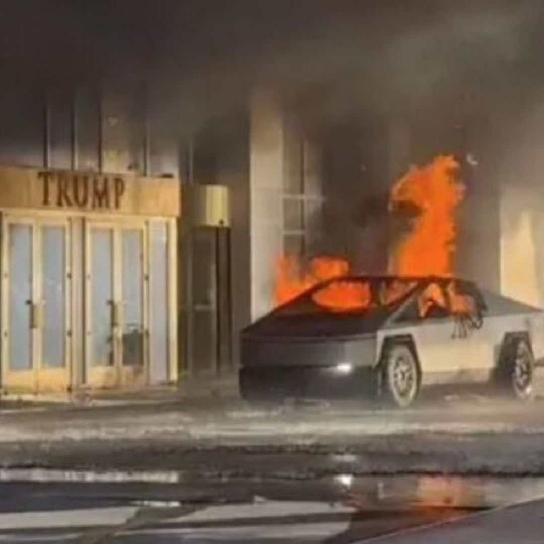 Elon Musk Confirma que Explosión de Cybertruck de Tesla en Hotel Trump fue por Pirotecnia