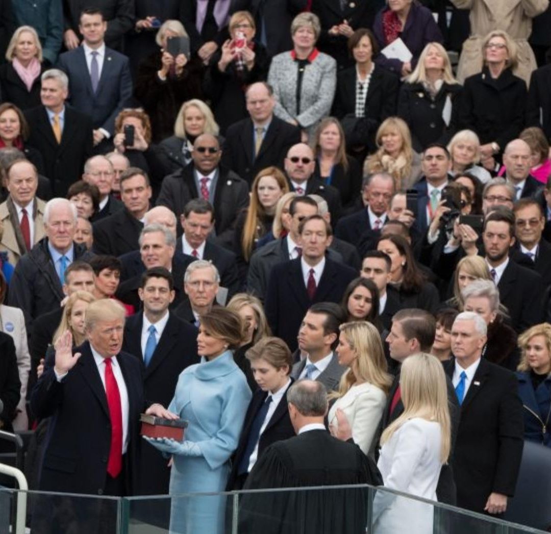 ¿Cómo Fue la Primera Toma de Protesta de Donald Trump como Presidente en 2017?